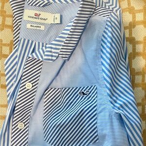 Vineyard Vines Women's Blue and White Striped Button Down Shirt